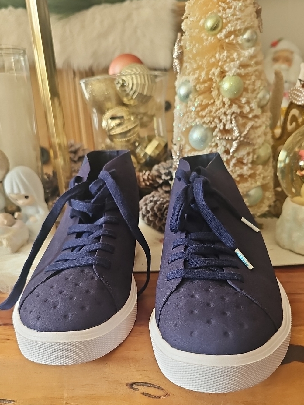 Native Women's Navy Casual Lace-Up Sneakers Size 6